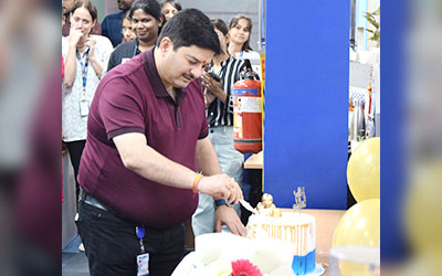 Birthday Celebrations of our MD, Mr. Sanjay Kaushik